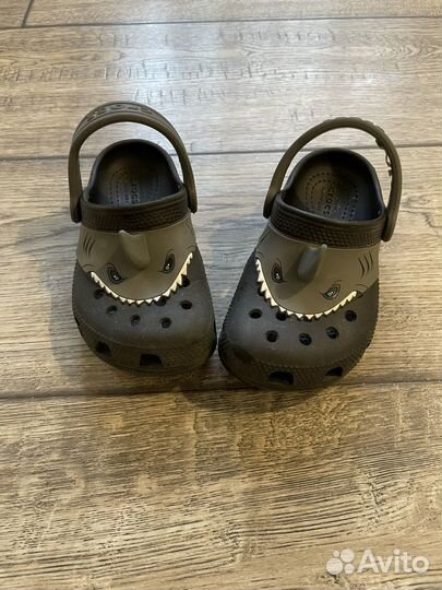 Crocs на мальчика 26 р