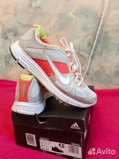 Кроссовки nike женские