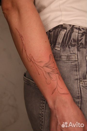 Тонкие тату без подплытия и синевы