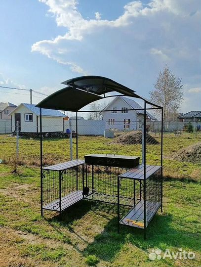 Мангал кованый с крышей