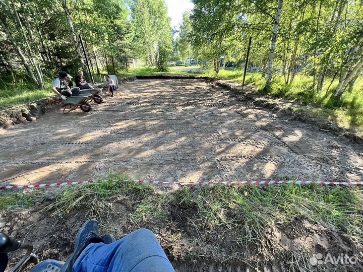 Мини Эксковатор услуги