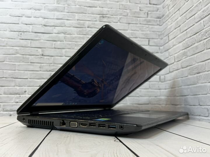 Большой мощный ноутбук Asus 17д/12gb/SSD/Nvidia