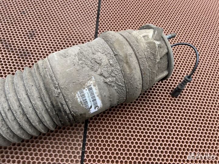 Porsche cayenne e2 пневмо стойка перед лев