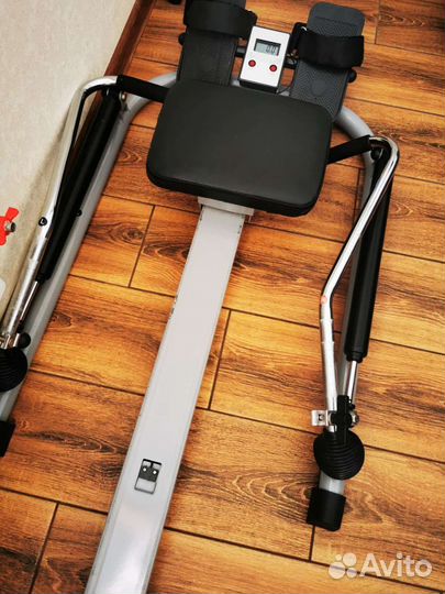 Гребной тренажер