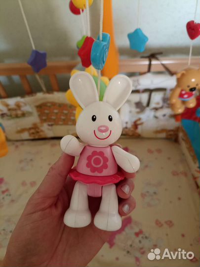 Самый функциональный мобиль Жирафики