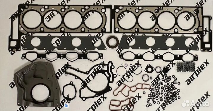 Комплект прокладок двигателя Mercedes 273 4.7