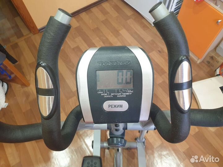 Эллиптический тренажер torneo
