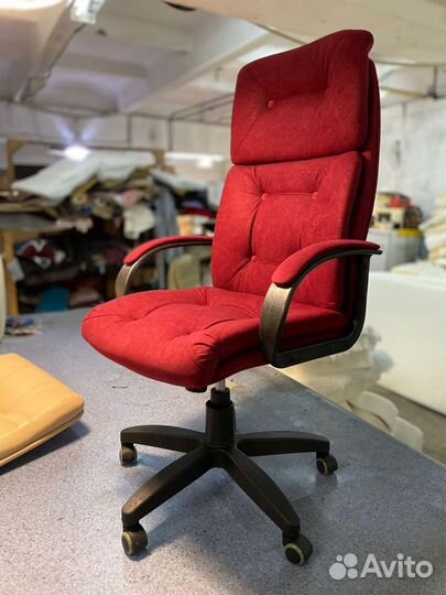 Компьютерное кресло