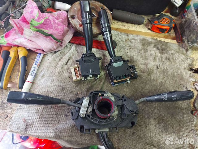 Подрулевой переключатель Toyota Corolla Е100