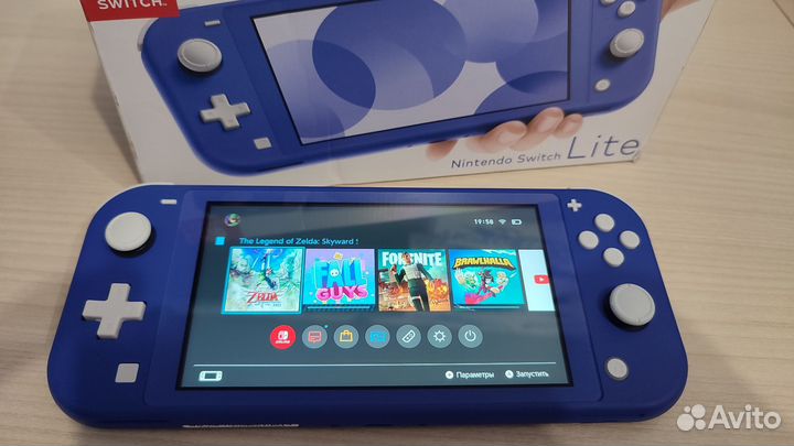Портативная приставка Nintendo Switch Lite