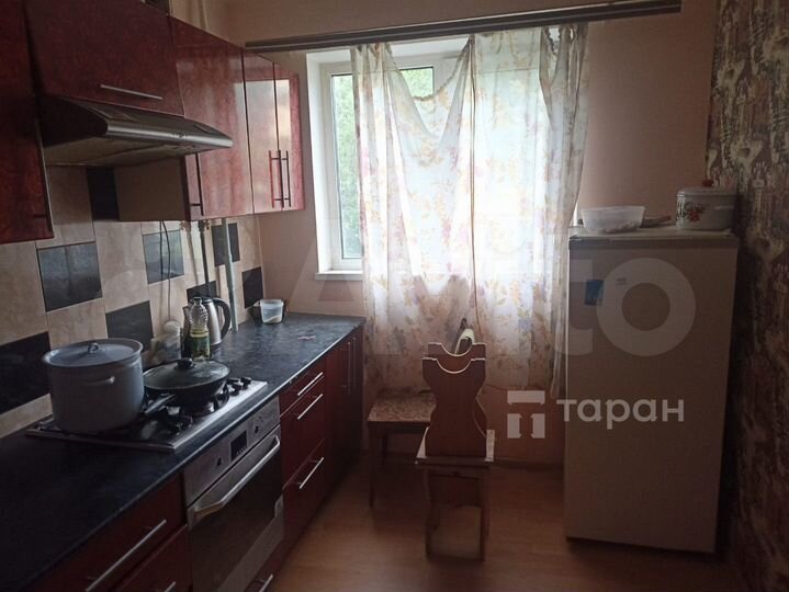 3-к. квартира, 54 м², 2/5 эт.