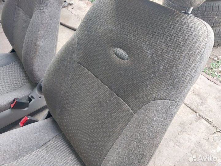 Комплект сидений Ваз Калина универсал 8 клапанный