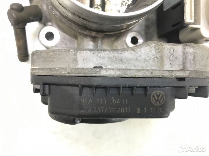 Заслонка дроссельная Volkswagen Beetle A4 2.0 I