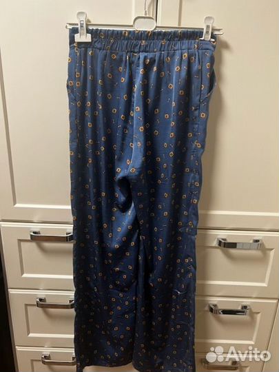 Костюм в пижамном стиле шелковый