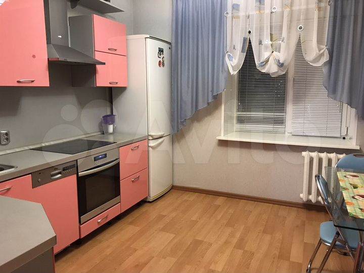 2-к. квартира, 73 м², 13/15 эт.