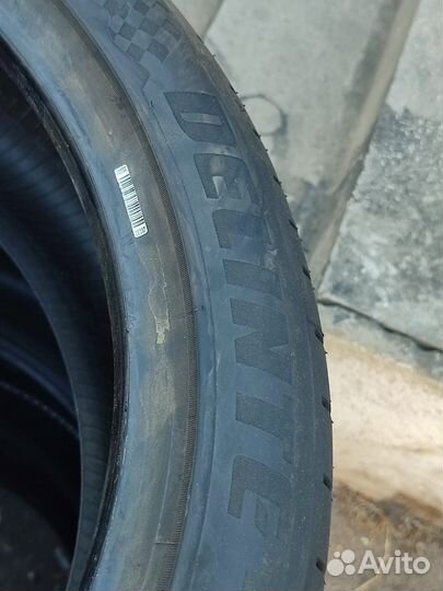 Delinte DS7 Sport 245/40 R19