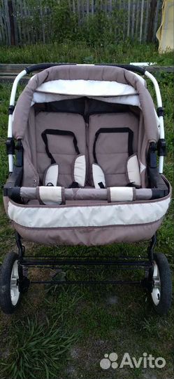 Коляска для двойни