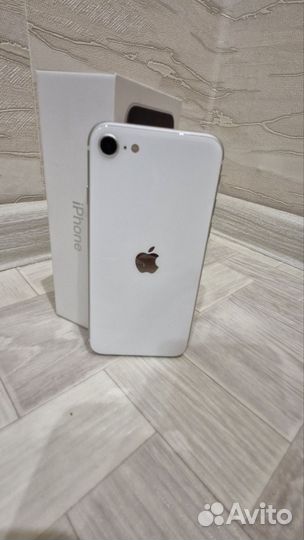 iPhone SE (2020), 128 ГБ
