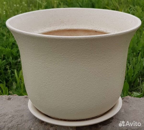 Кашпо горшок для цветов