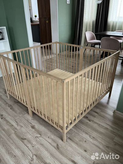 Детский деревянный манеж