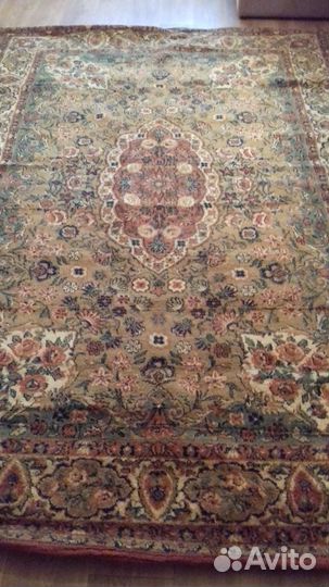 Ковер шерстяной