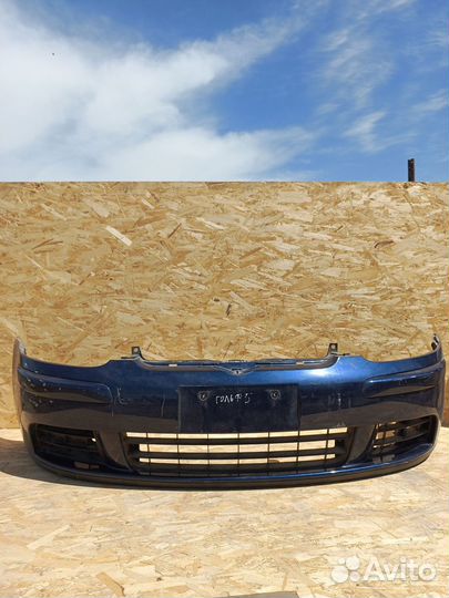 Бампер передний Volkswagen Golf, Mk5