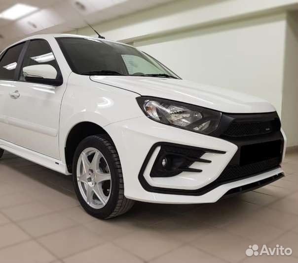 Бампер передний Гранта FL ”xmug”