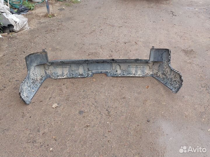 Бампер задний Митсубиси рвр N28W