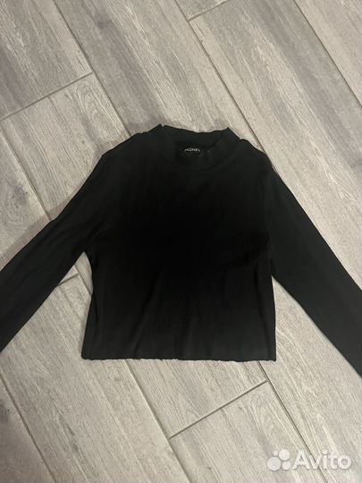 Кофта женскаяв отличном состоянии размер 42
