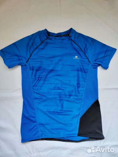 Комплект на 140-150, 2 футболки и штаны/брюки