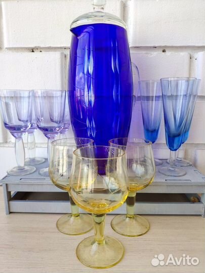 Кувшин и бокалы из цветного стекла СССР