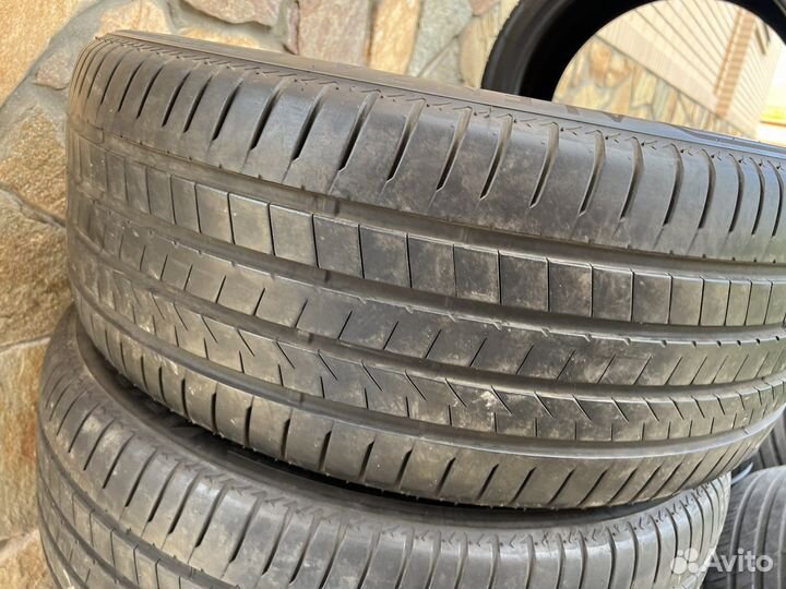 Bridgestone Alenza 001 285/45 R22 110H