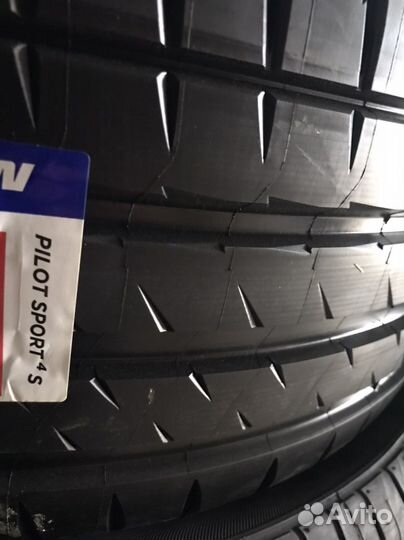 R21 Michelin Pilot Sport 4 S 295/35, PCD 5x112 DIA 66.6