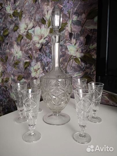 Графин штоф и рюмки СССР