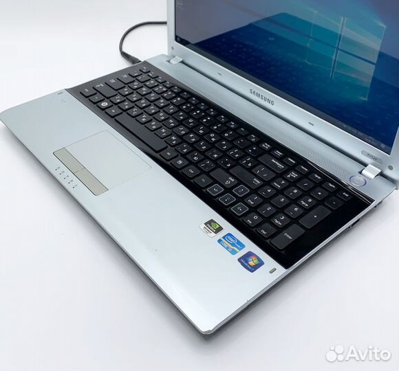 Ноутбук Samsung