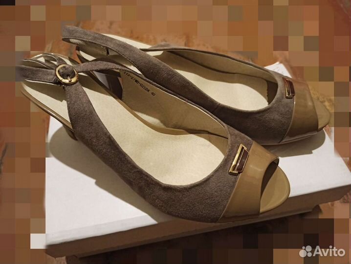 Босоножки женские