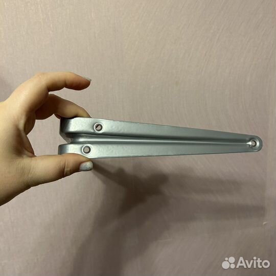 Уголки для полок новые