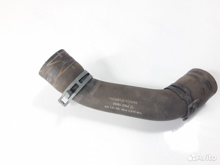 Патрубок системы охлаждения Skoda Fabia 1 1.4 BBY