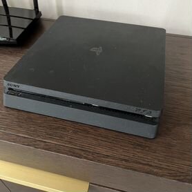 Продаю ps4 slim