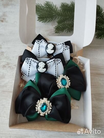 Подарочная коробочка с бантиками