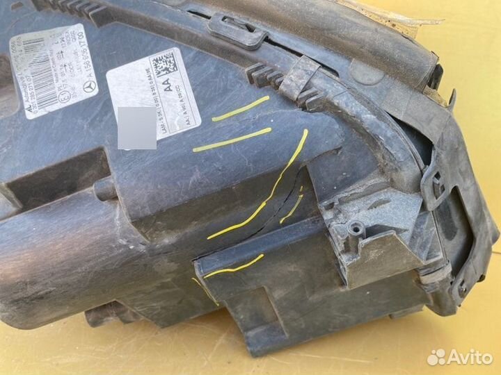 Фара ксеноновая левая Mercedes-Benz Gla-Class X156