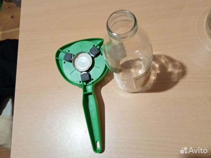 Тапервер открывалка для винтовых банок