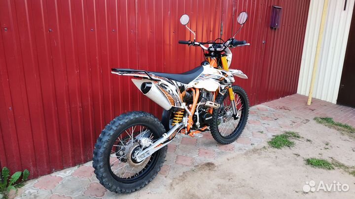 Regulmoto Athlete 250 21/18 Новый