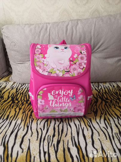 Рюкзак для девочки новый