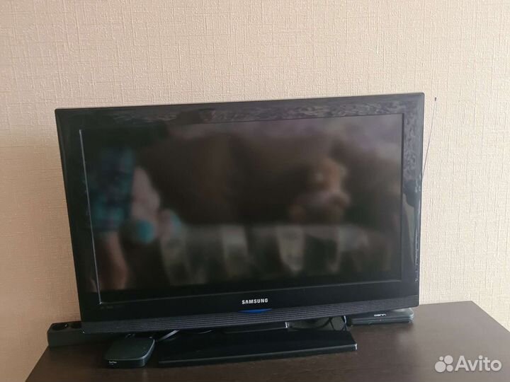 Телевизор ЖК бу