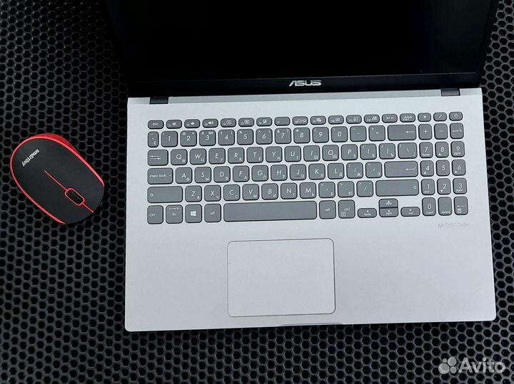 2022г. Быстрый Ноутбук Asus 8/256