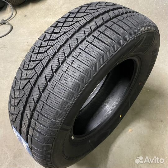 Sailun Ice Blazer Alpine EVO1 235/40 R18