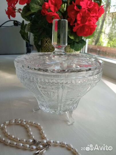 Хрустальная конфетница 