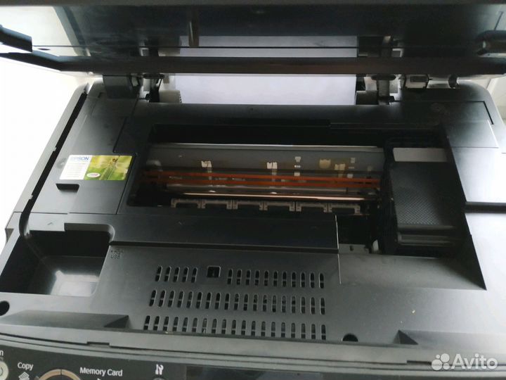 Цветной мфу Epson RX610