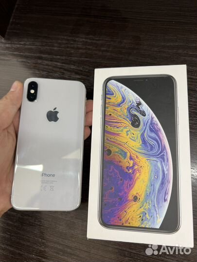 iPhone Xs, 64 ГБ
